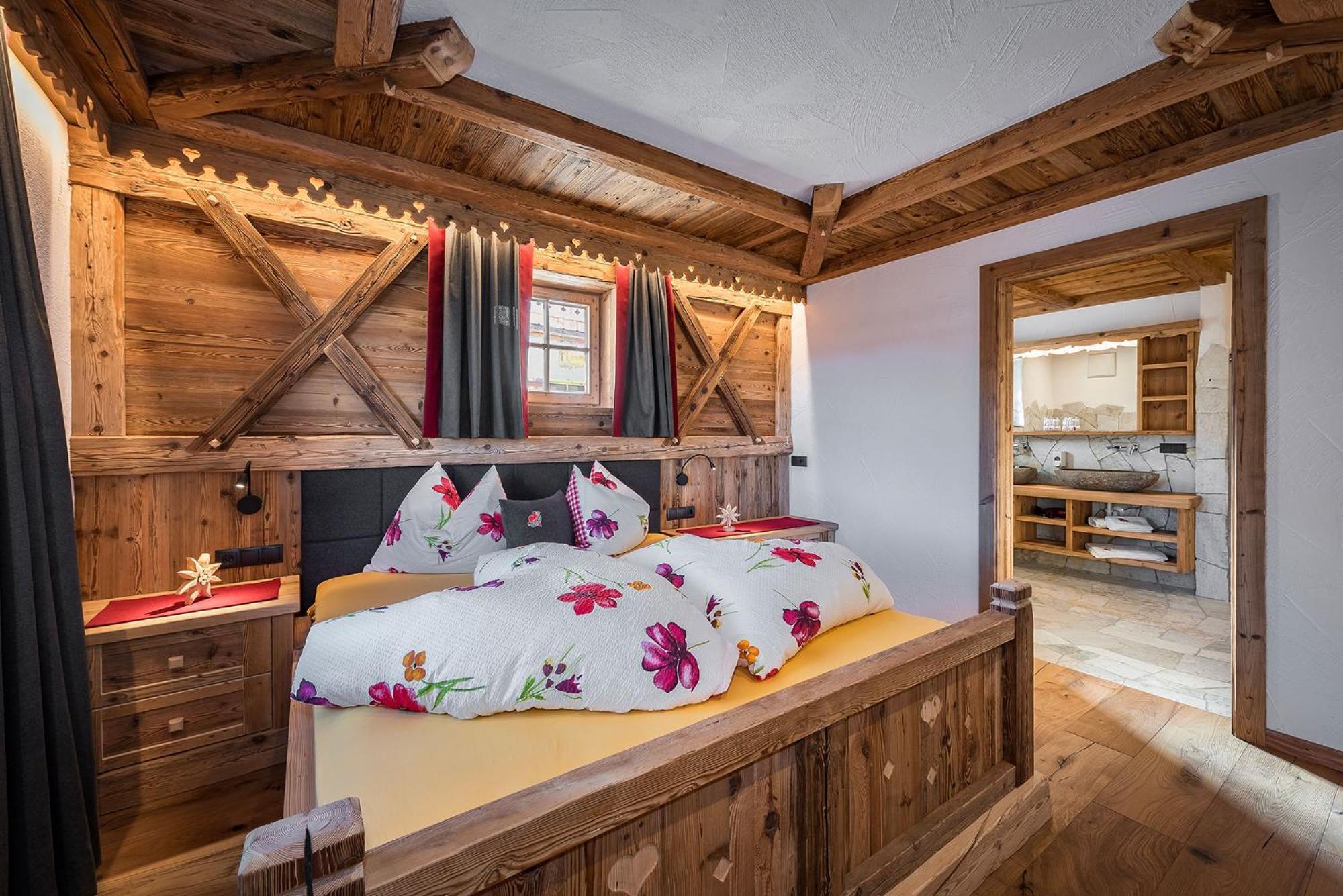 Chalets Almdorf Haidenberg Brunico Szoba fotó