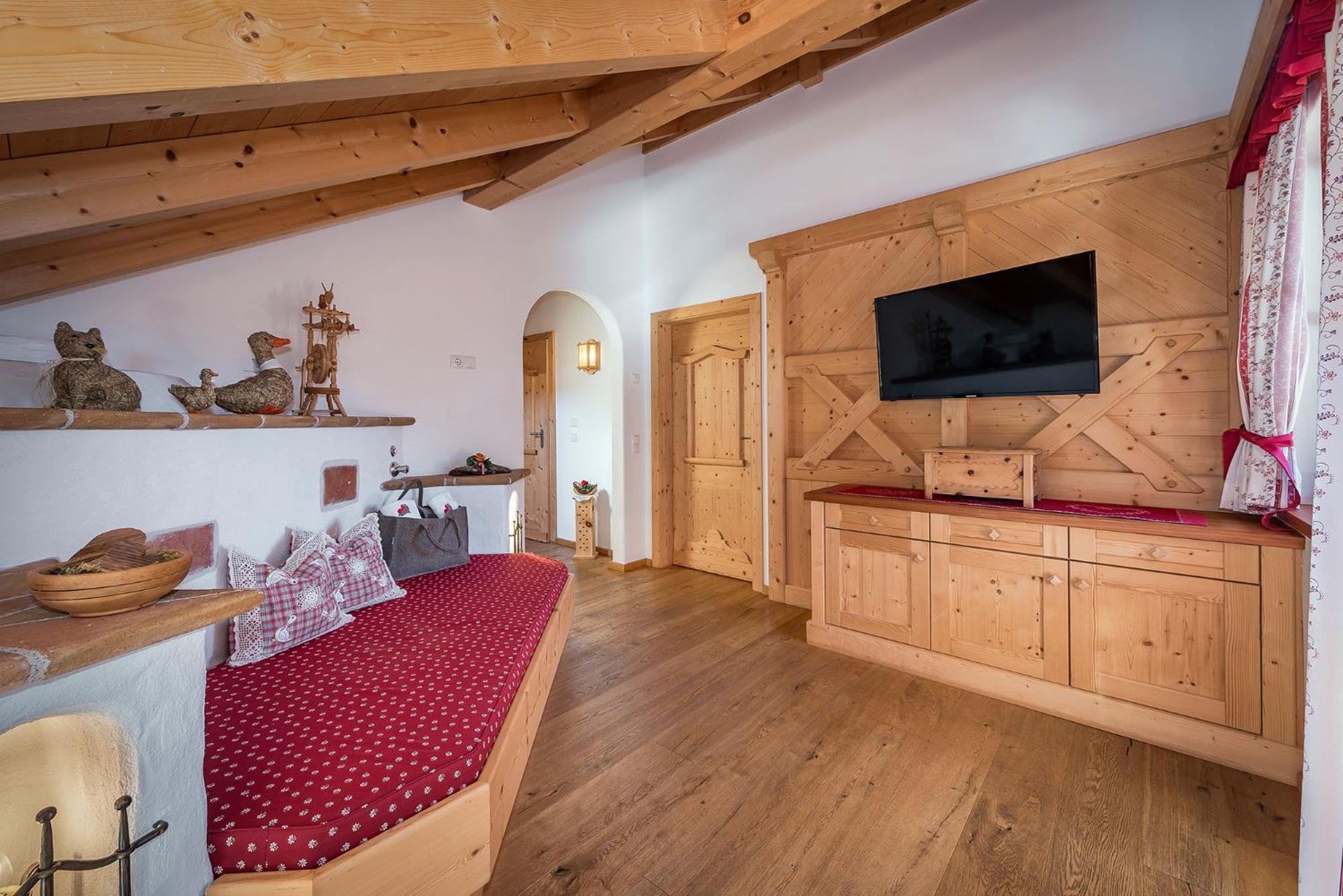 Chalets Almdorf Haidenberg Brunico Szoba fotó