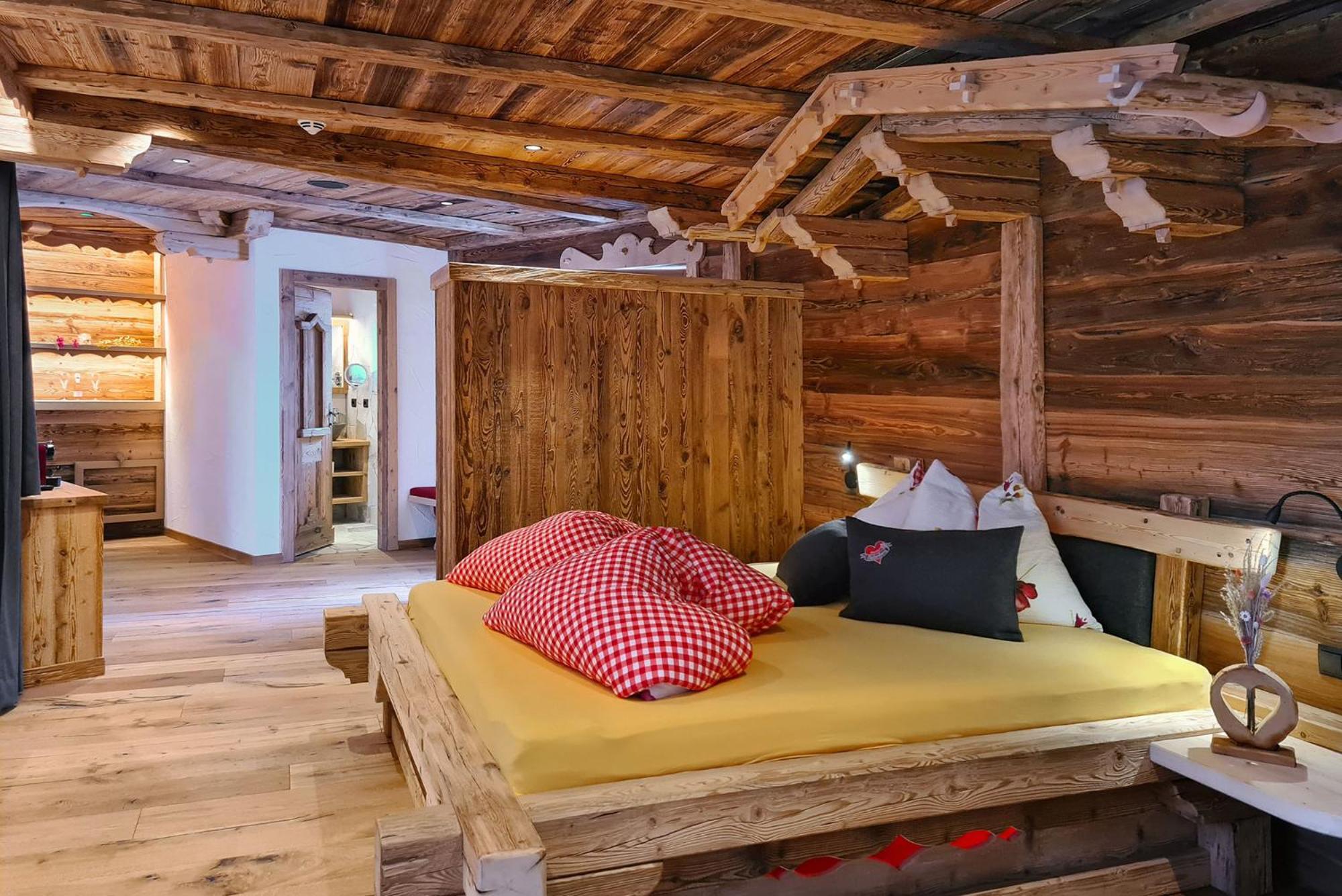 Chalets Almdorf Haidenberg Brunico Szoba fotó