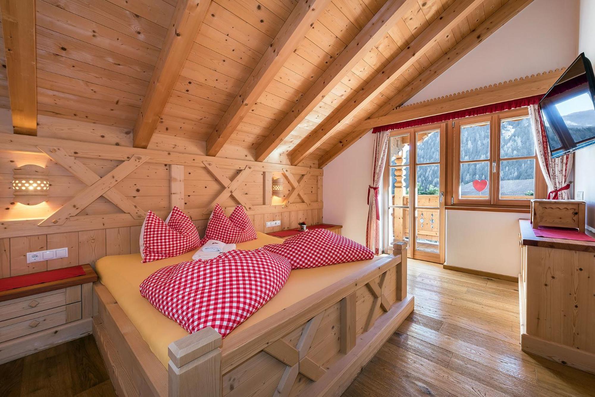 Chalets Almdorf Haidenberg Brunico Szoba fotó